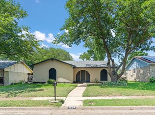 1037 Alicia Ln, Lancaster, TX 75134