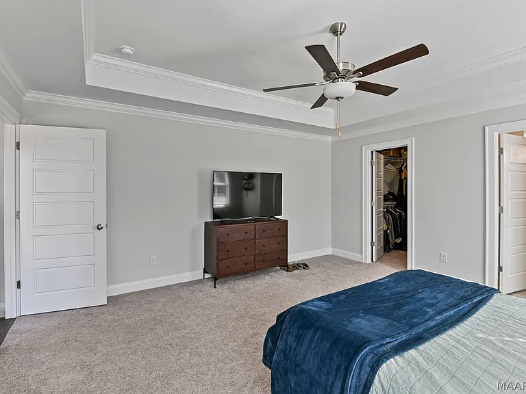 761 Harbin Dr — Photo 16