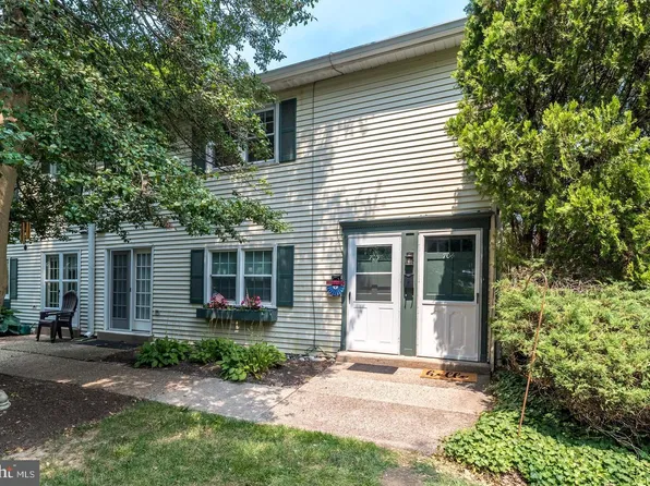 704 Yardley Cmns, Yardley, PA 19067
