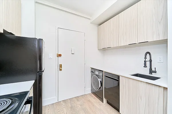 Rented by Living New York | media 3