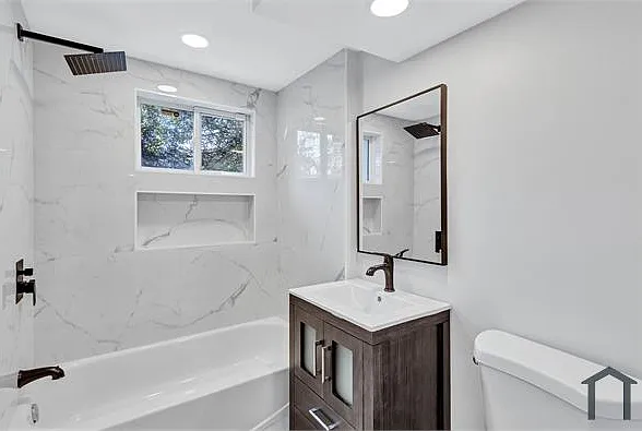 1328 Sharon St NW — Photo 25