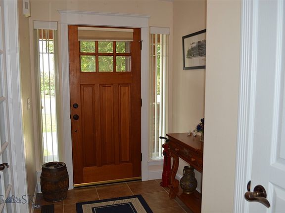 2nd image of 300 Morgan Creek Ln