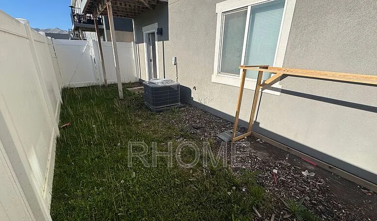 8044 N Clydesdale Dr #4 — Photo 13
