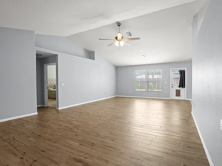 11366 Riddle Dr — Photo 10
