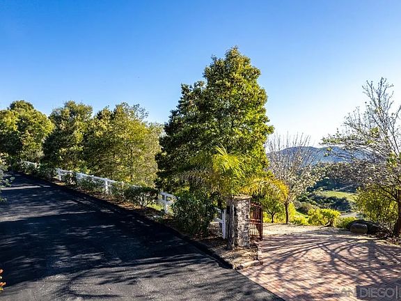 4th image of 44945 Palladian Ct #15