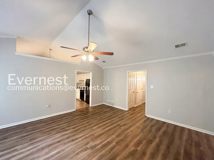 10453 Kristen Dr S — Photo 9
