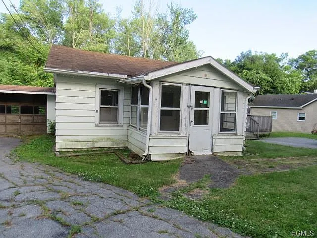 22 Barron Rd photo 1