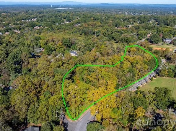 0 6th St NW, Hickory, NC 28601