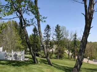 67332 Clark Rd, Saint Clairsville, OH 43950