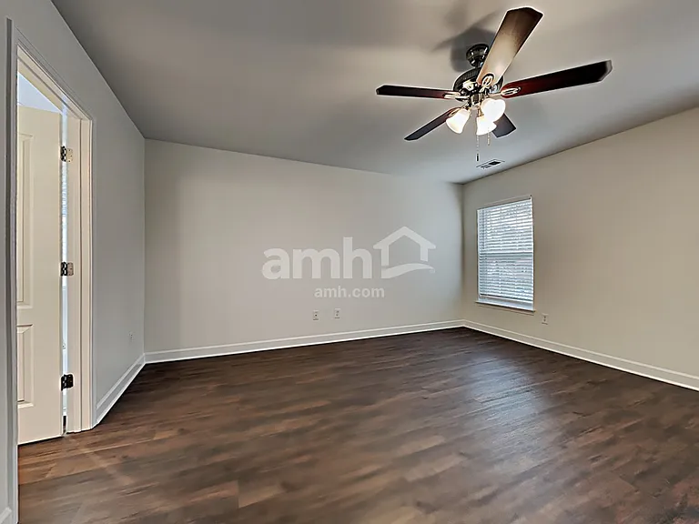 1035 Friartuck Trl — Photo 8