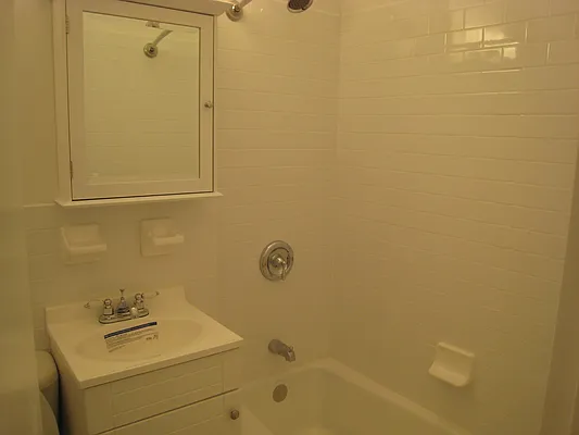 Rented by GPA Realty | media 1