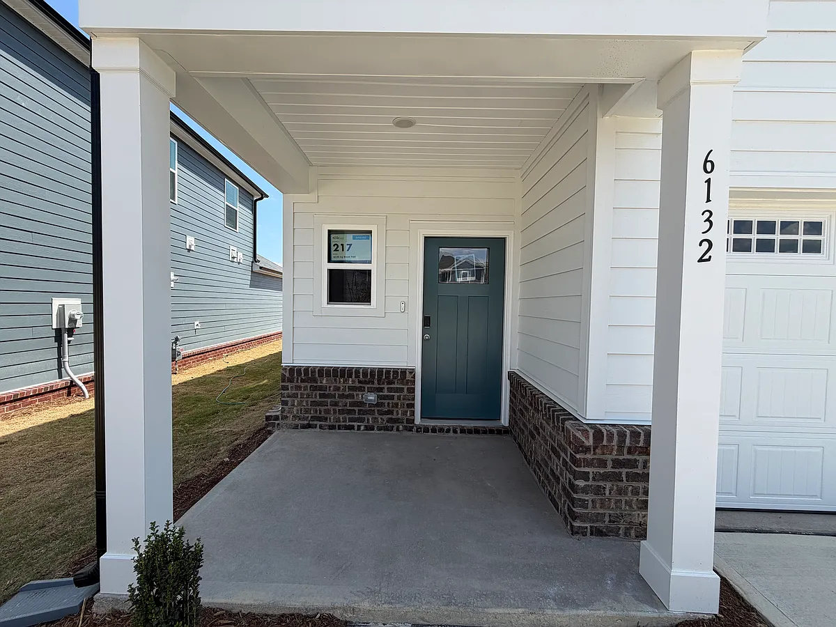 Building Photo - 6132 Ivy Brook Trl