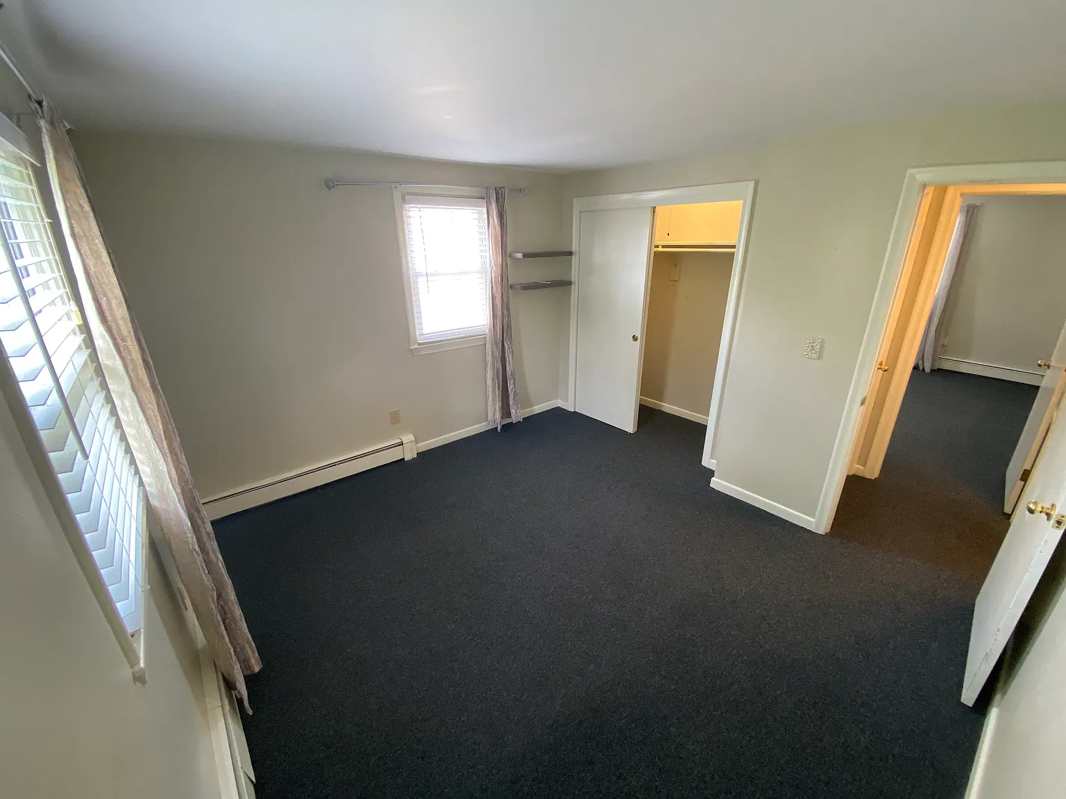 2 bed, 800 sqft, $2,200 — Photo 4