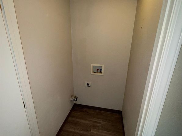 salem-oregon-2092266167 picture