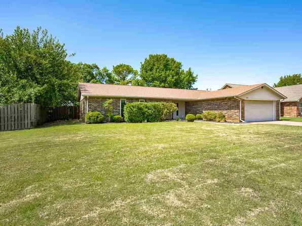 3108 S Black Oak Dr, Stillwater, OK 74074
