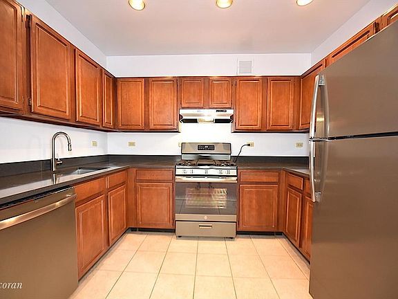 3rd image of 45-02 Ditmars Blvd #135