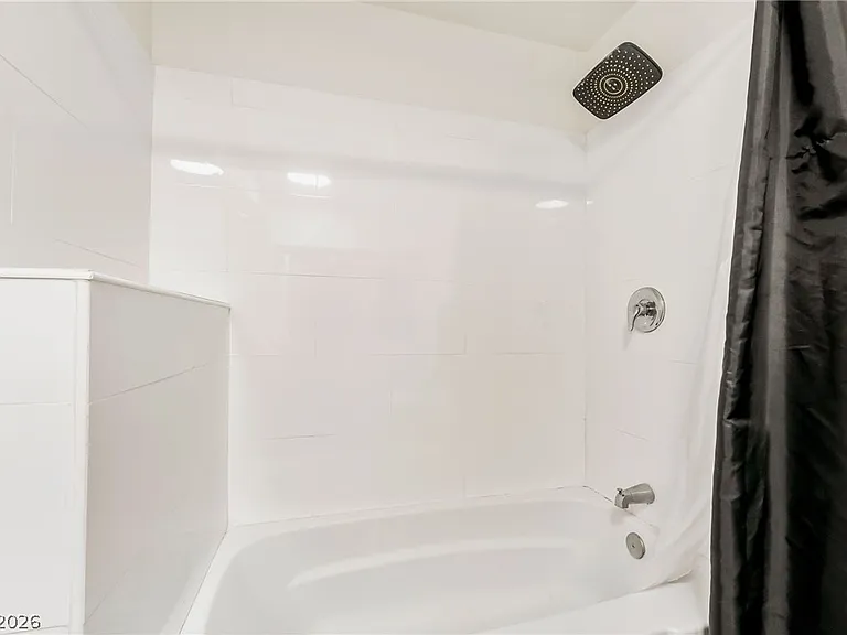 5576 W Rochelle Ave #43C — Photo 20