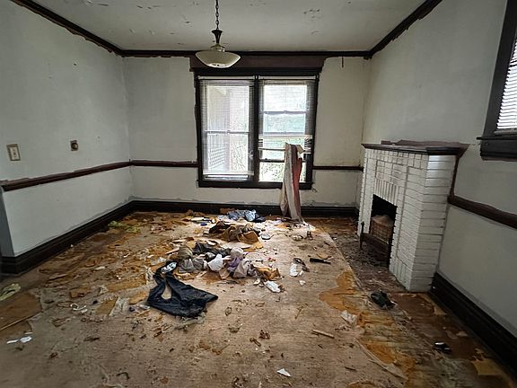 3rd image of 155 Cedar St
