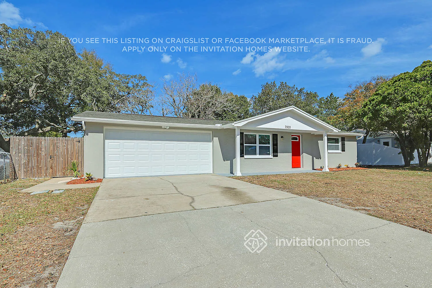 7935 Fox Hollow Dr Port Richey, FL 34668 — Photo 2