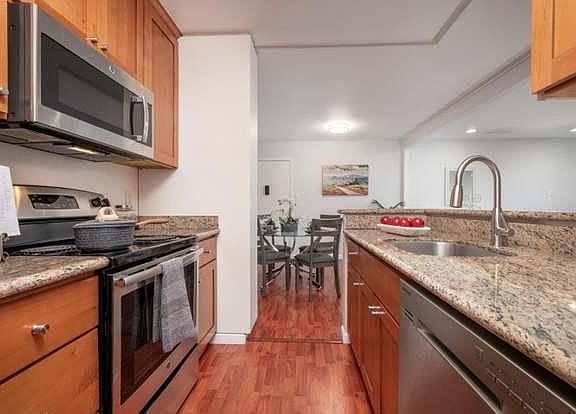 3rd image of 113 Piccadilly Pl APT A
