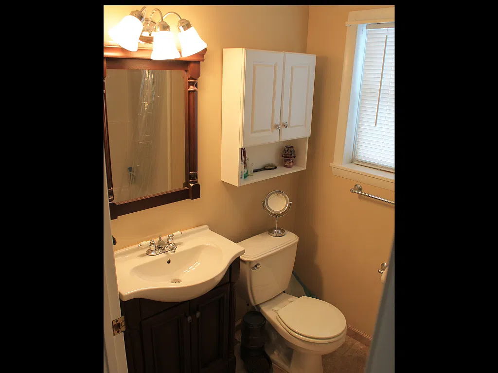 2 bed, $750 — Photo 4