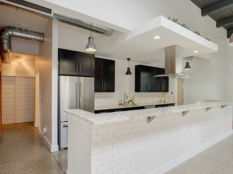 1300 Batavia Ave #2 — Photo 15