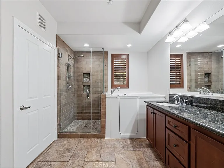 12422 Benton Dr #2 — Photo 24