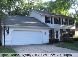 2850 Castle Hill Ln, Green Bay, WI 54302