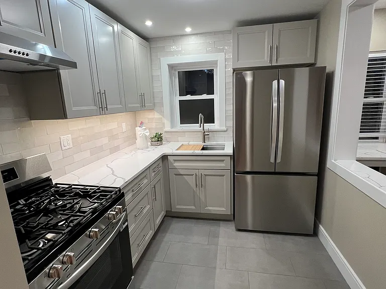 1100 Collings Ave #2 — Photo 1