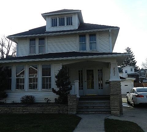 2nd image of 557 S Vine St