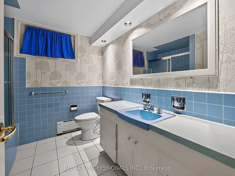 32 Edenbrook Hl — Photo 30
