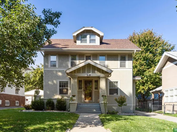 316 S 52nd St, Omaha, NE 68132
