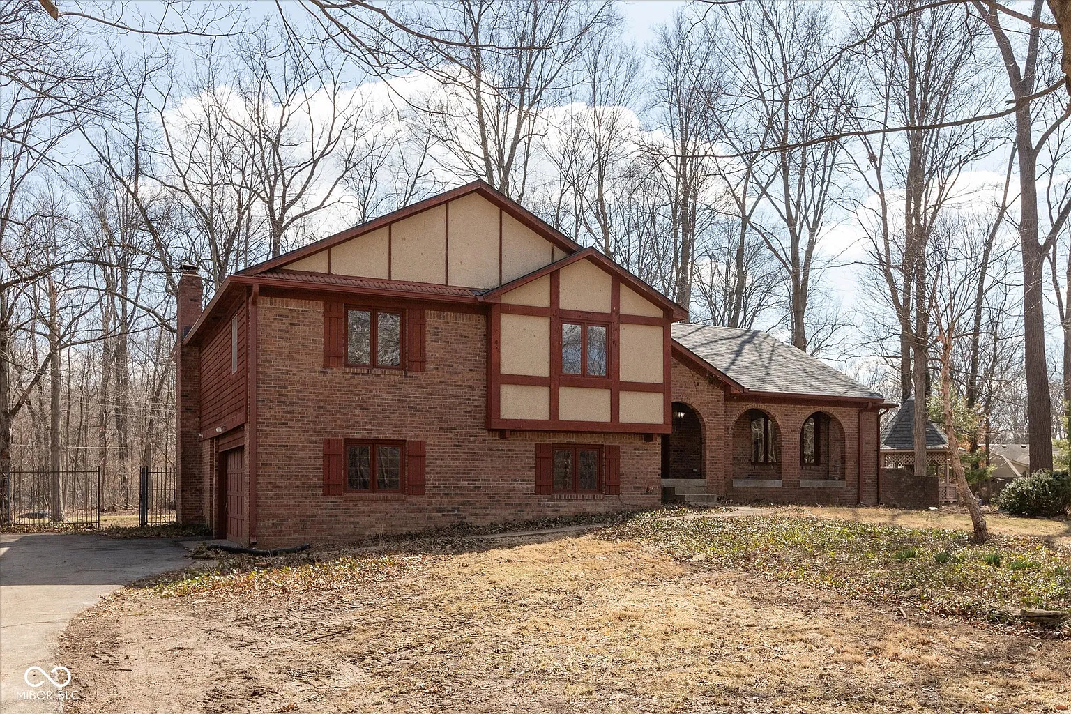 3810 Springfield Overlook St photo 1
