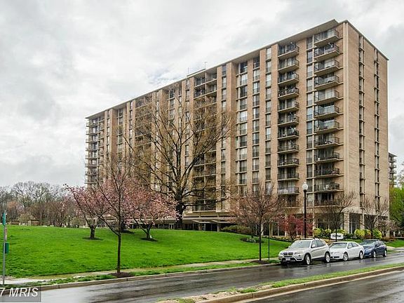 2nd image of 4600 S Four Mile Run Dr APT 1020