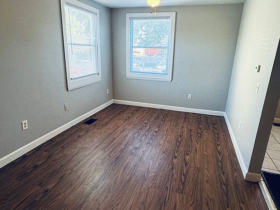 5th image of 420 Wellington Ave APT 1