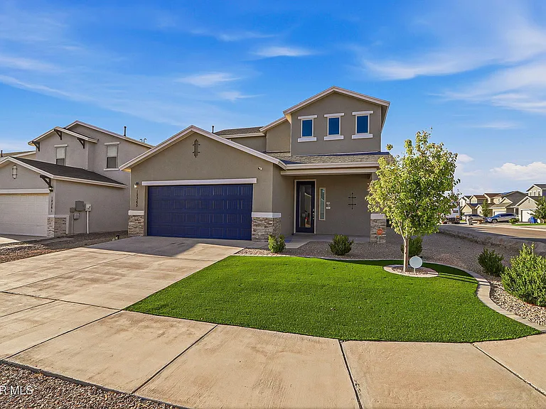 12365 Desert Vista Ave — Photo 3