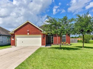 3827 Nichols Ave, Dickinson, TX 77539
