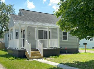 596 4th Ave, Pontiac, MI 48340