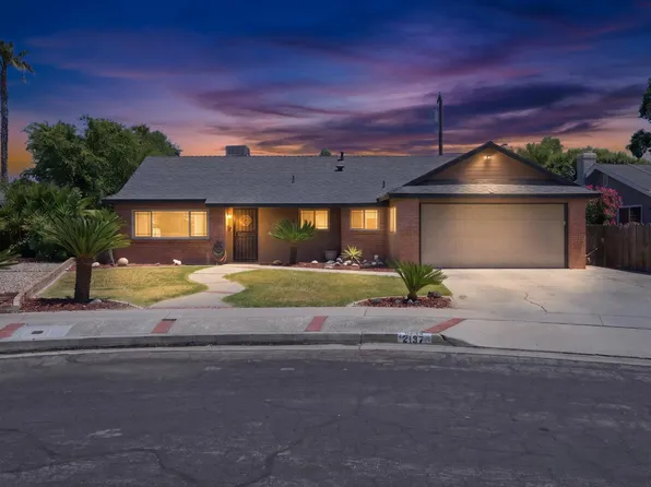 2137 N Woodridge Way, Hanford, CA 93230