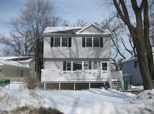 220 S Channel Dr, Round Lake Beach, IL