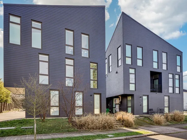 150 N Buffalo St, Portland, OR 97217