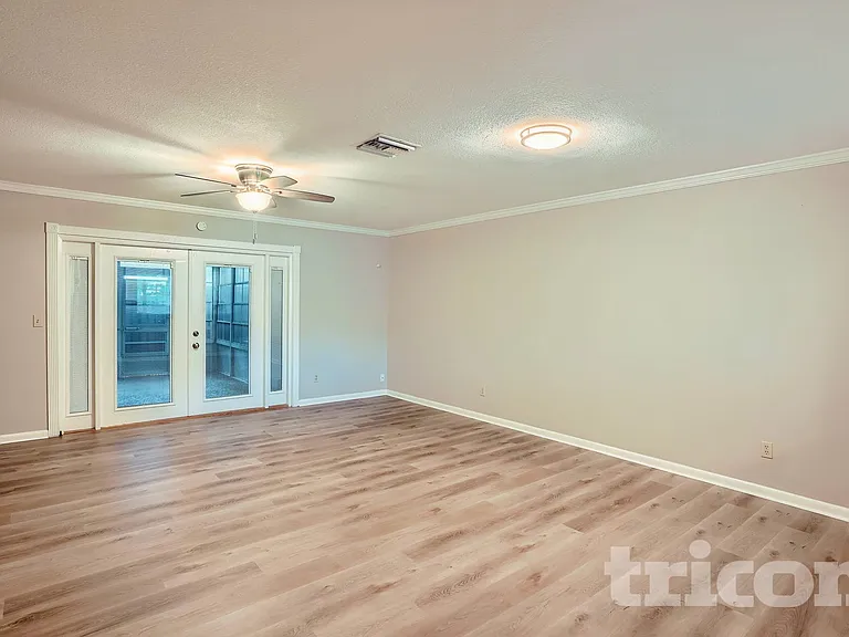 1844 Mill Run Cir — Photo 18
