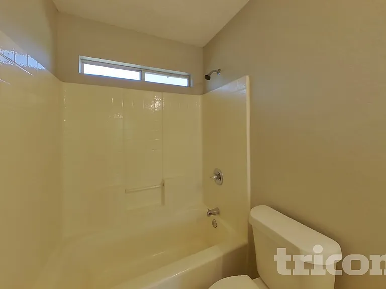 813 Indigo Ter — Photo 14