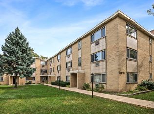 7019 N Ridge Blvd APT 3A, Chicago, IL 60645