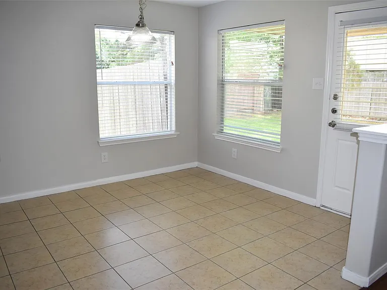 19207 Cedarsham Ln — Photo 9