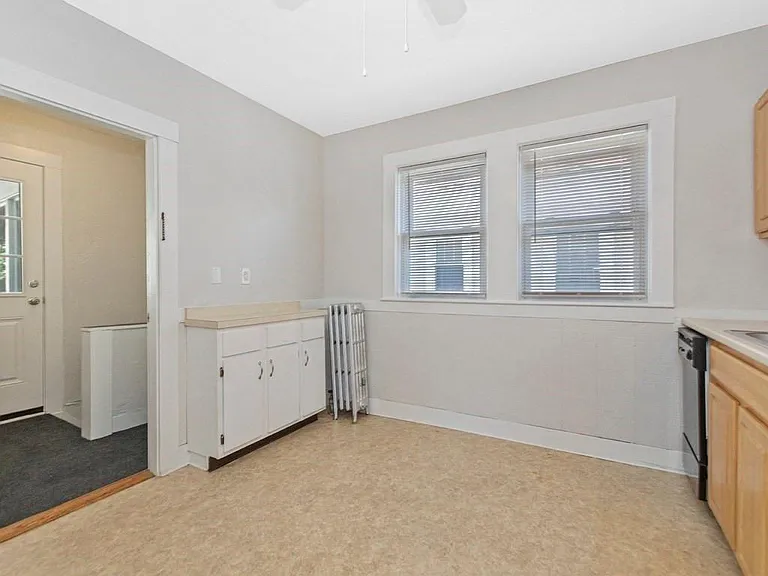549 Main St #2 — Photo 6