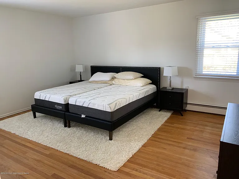 279 Lake Ave — Photo 12