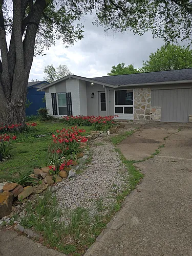 1616 Azalea Ln Photo 1