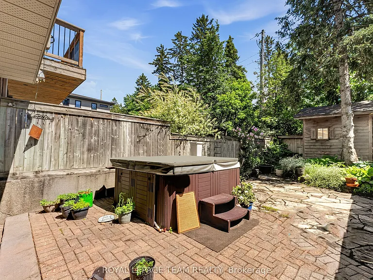 2086 Carling Ave — Photo 24
