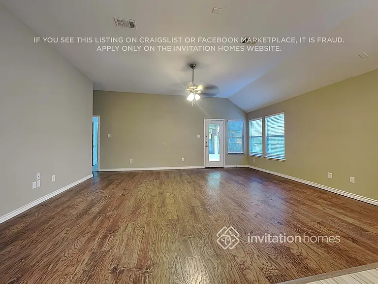 510 Maplewood Dr — Photo 12